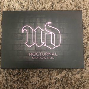 SALE - PRICE FIRM Urban Decay - Nocturnal palette